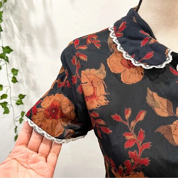 Christy Dawn S Sebastian Floral Lace Trim Dress - Picture 4 of 11